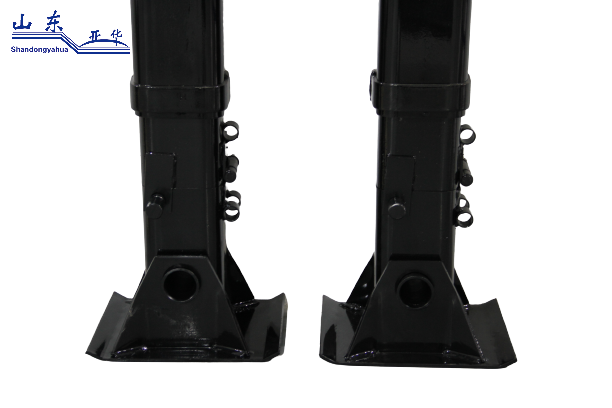 Jost’s built-in single-action folding legs