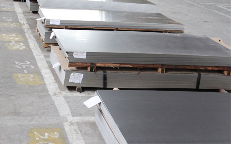 Stainless steel plate