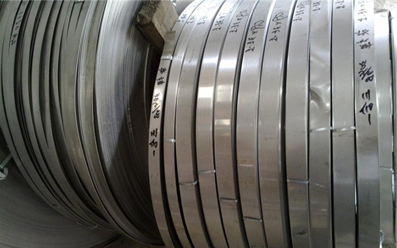 Stainless steel strip