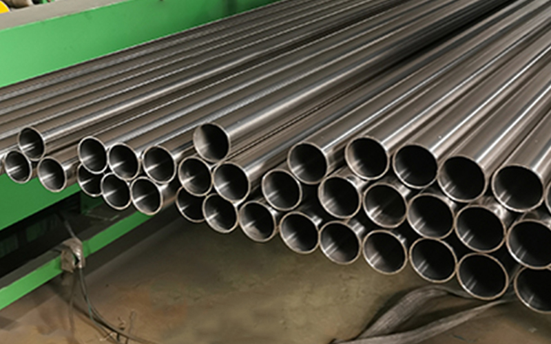 Titanium alloy pipe