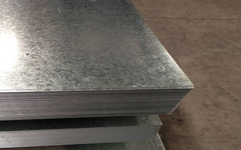 Galvanized plate