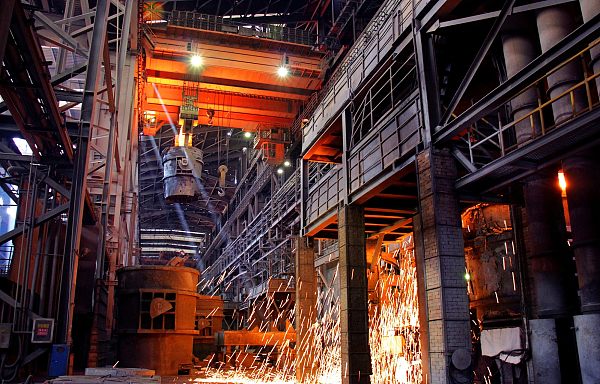 Global steel production fell by 4.2% y/y in March