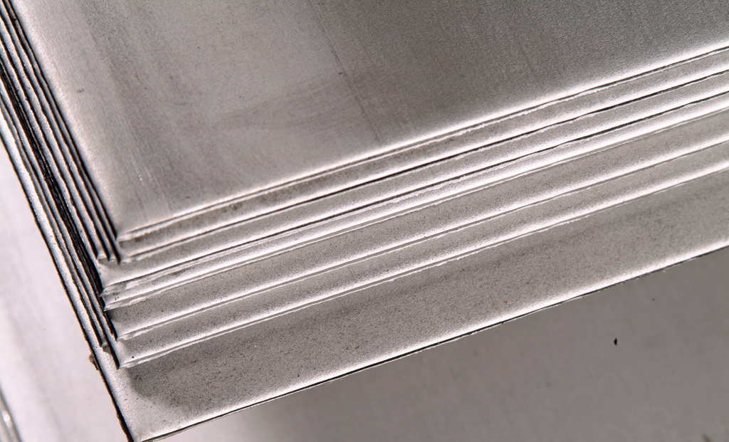 Stainless Steel Plate - Features, Applications and Specifications