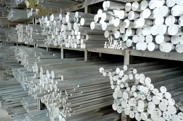 Stainless Steel Bar.png