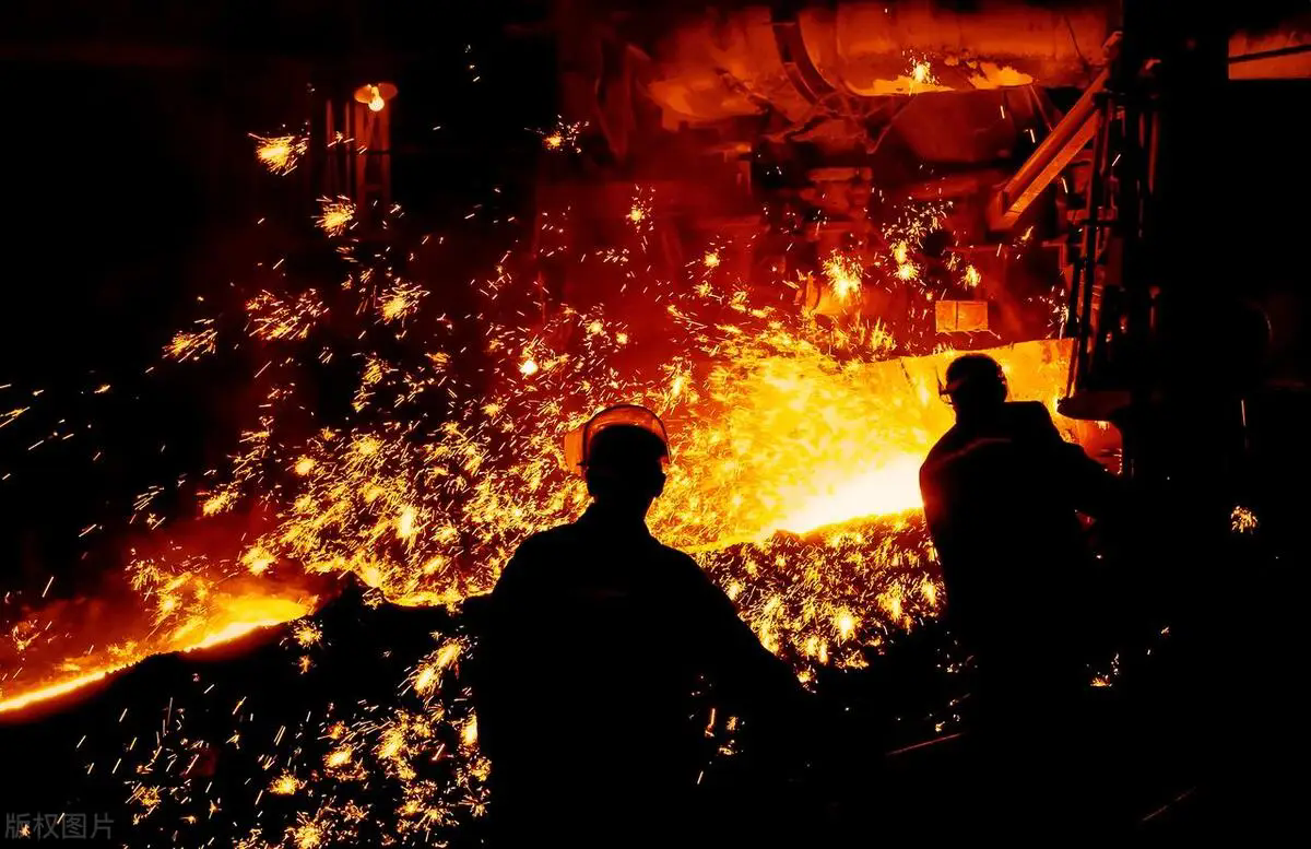 Global pig iron production in 2025 fell to 1.37 billion tons