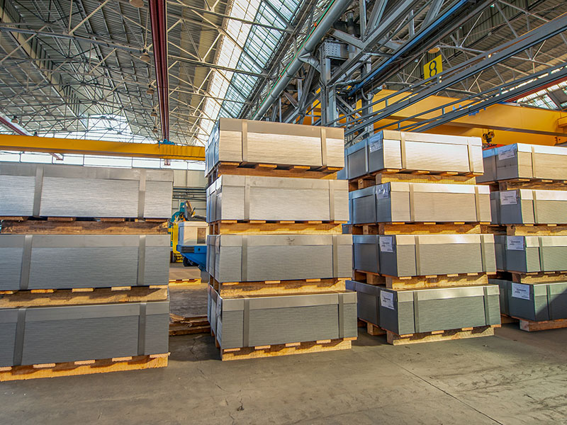 Which is better, galvanized sheet or stainless steel