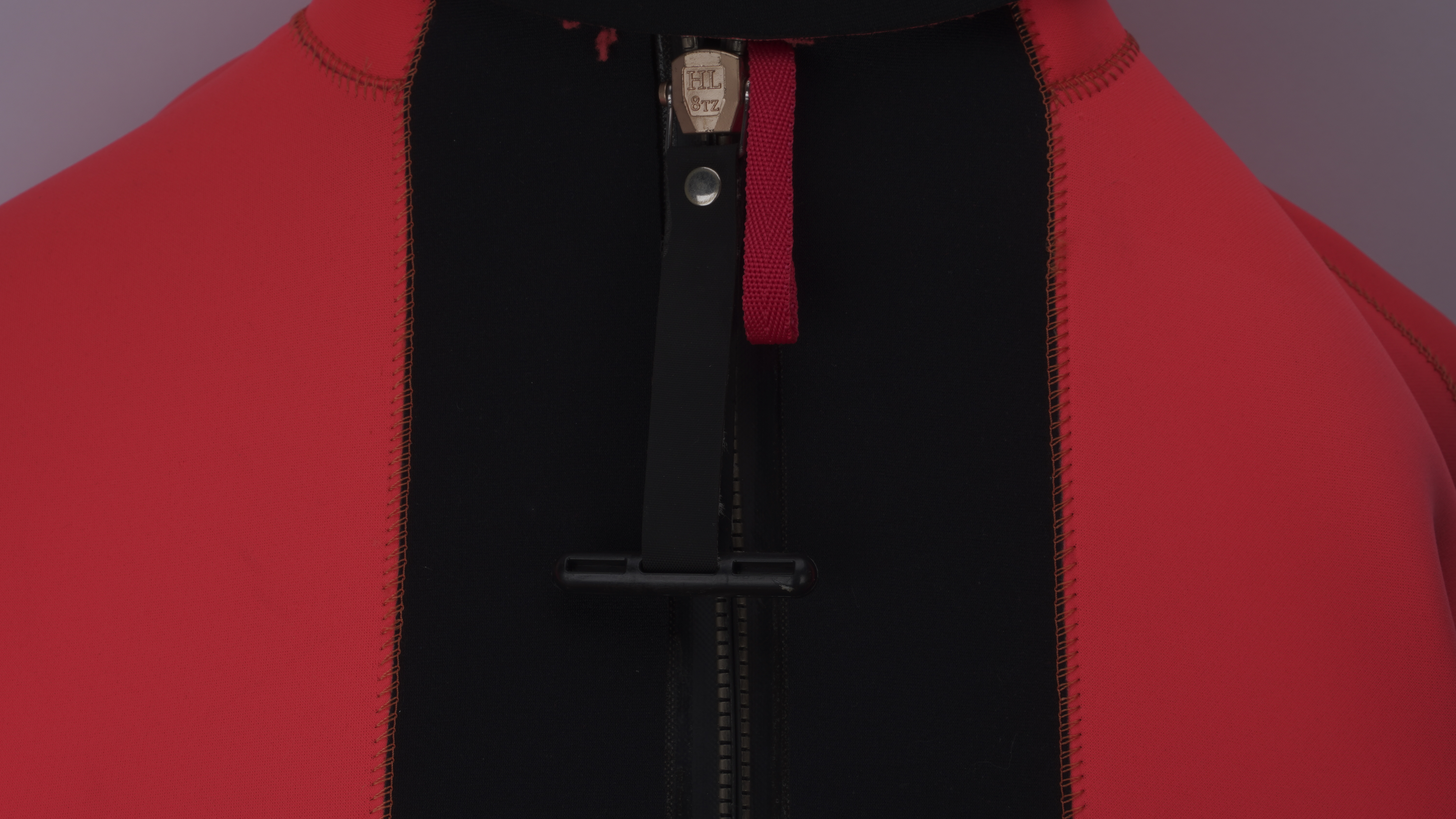 INSULATED IMMERSION SUIT