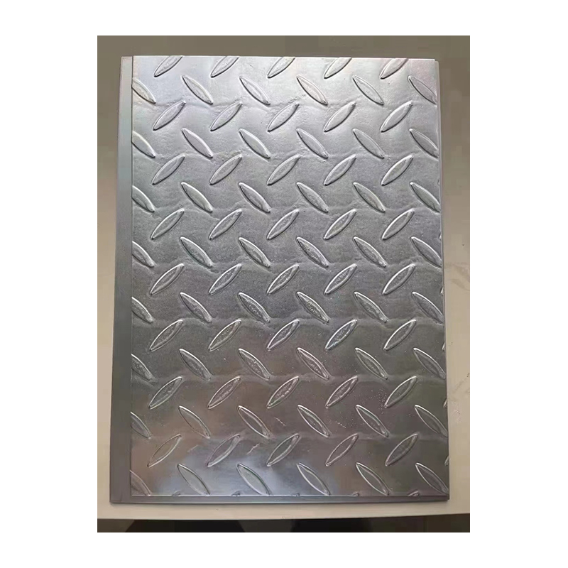 Тисненая стальная пластина