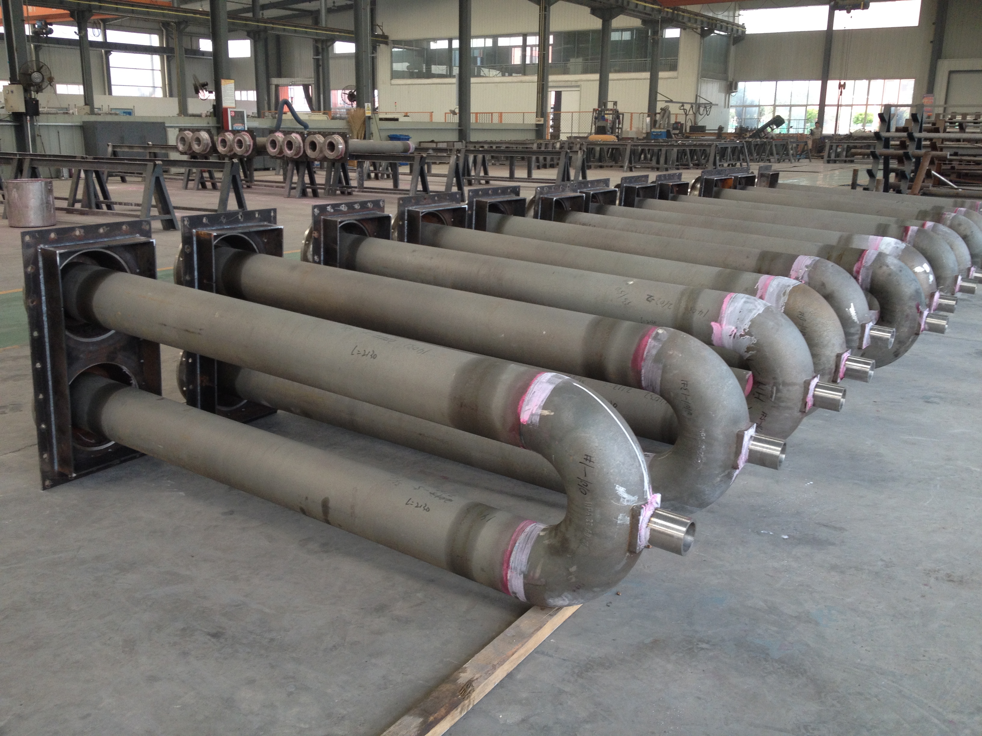 U-образная излучающая труба