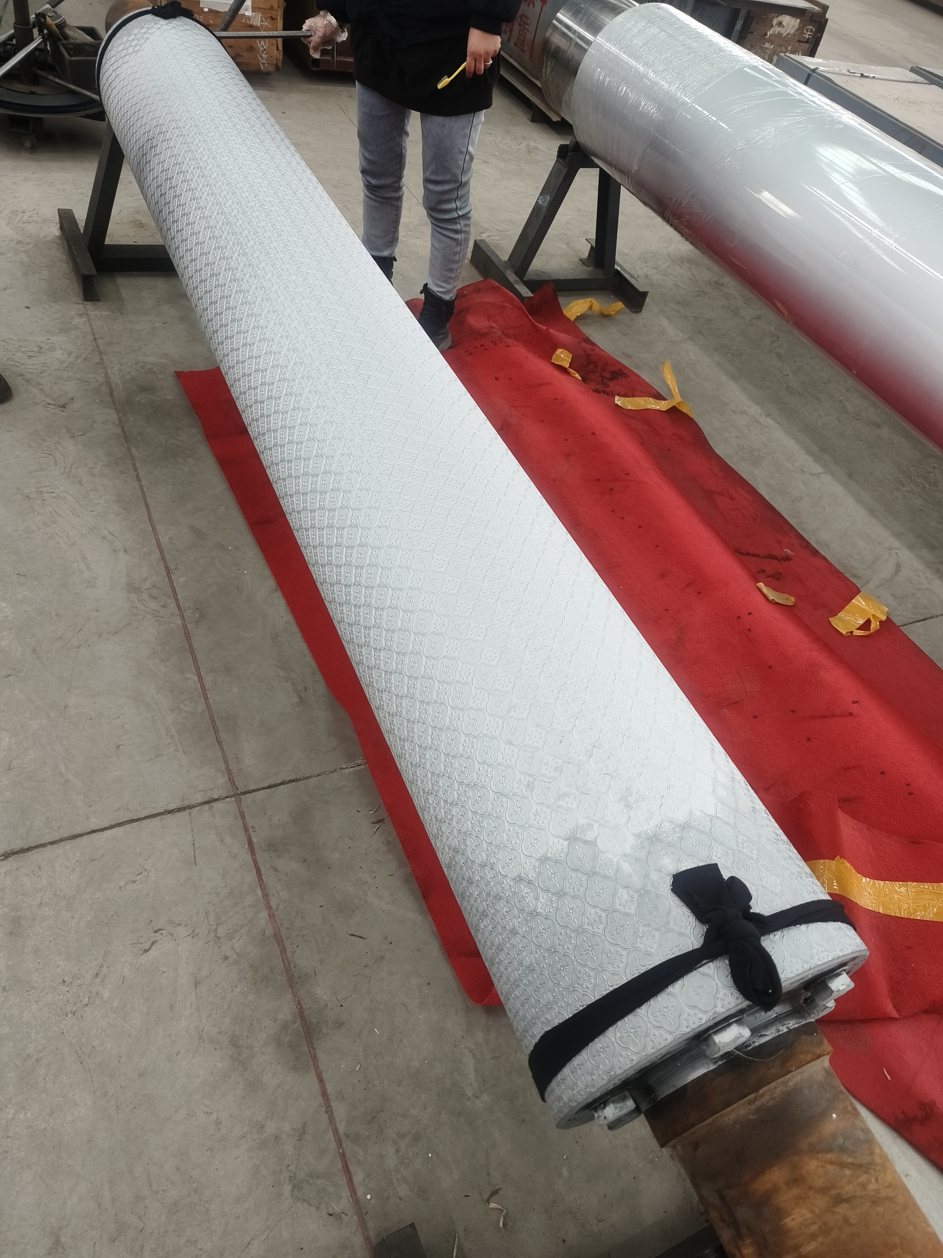 Гравировальные ролики для каландрирования стекла