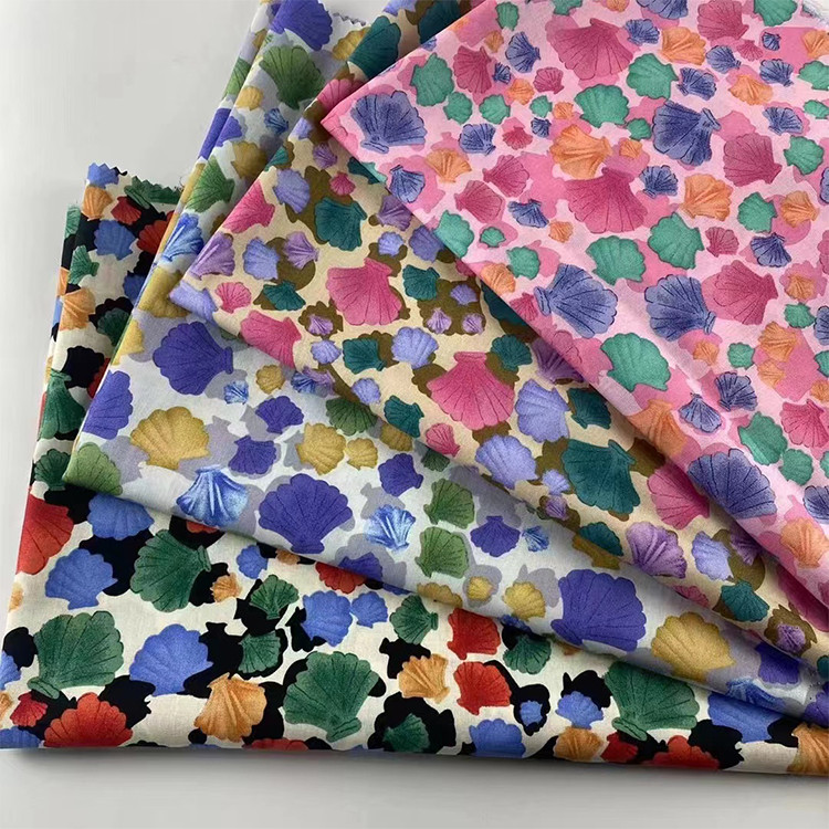 Yunfantex New 100% Cotton Digital Printing Woven Fabric Summer Fresh Flower Printed For Clothing Textile