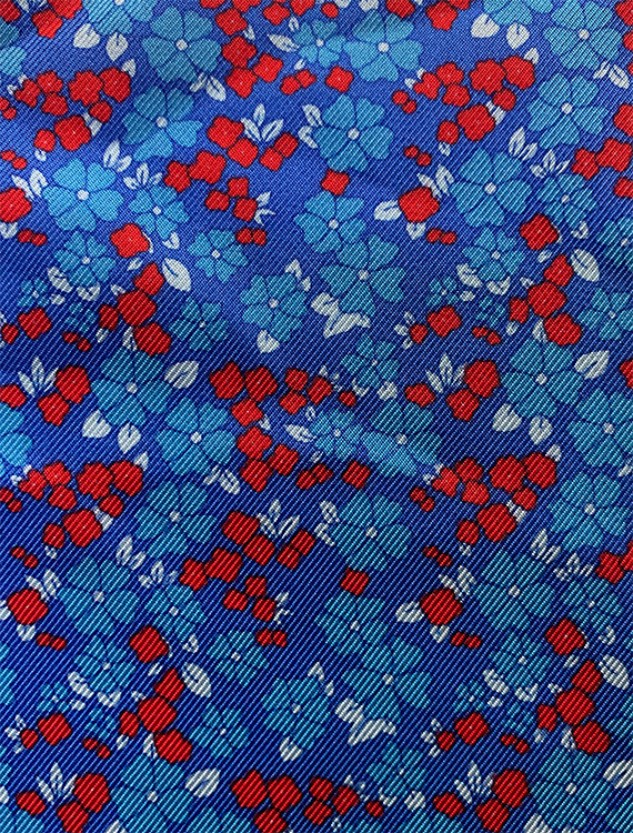 Yunfantex Custom Digital Printing Fabrics Silk Floral Printed Fabric For Clothes