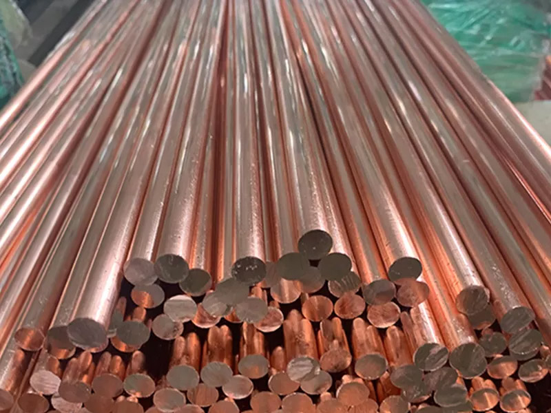 Is it better to use aluminum bars or copper bars for high-voltage busbars