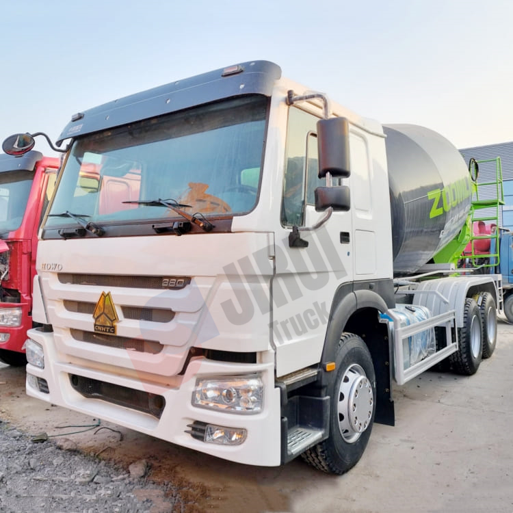 Howo Concrete Mixer Truck 380