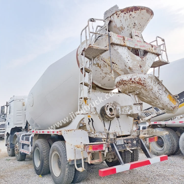 SHACMAN 8×4 M3000 Mixer Truck