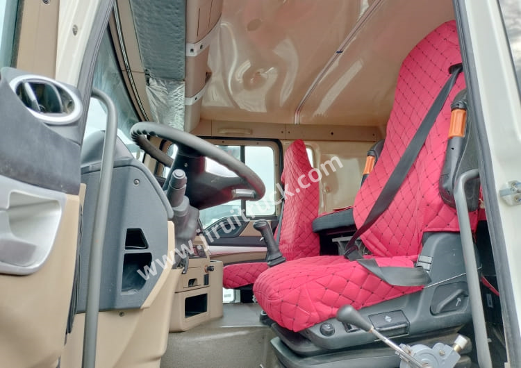 Howo mixer truck (1).jpg Howo Mixer Truck TX 340