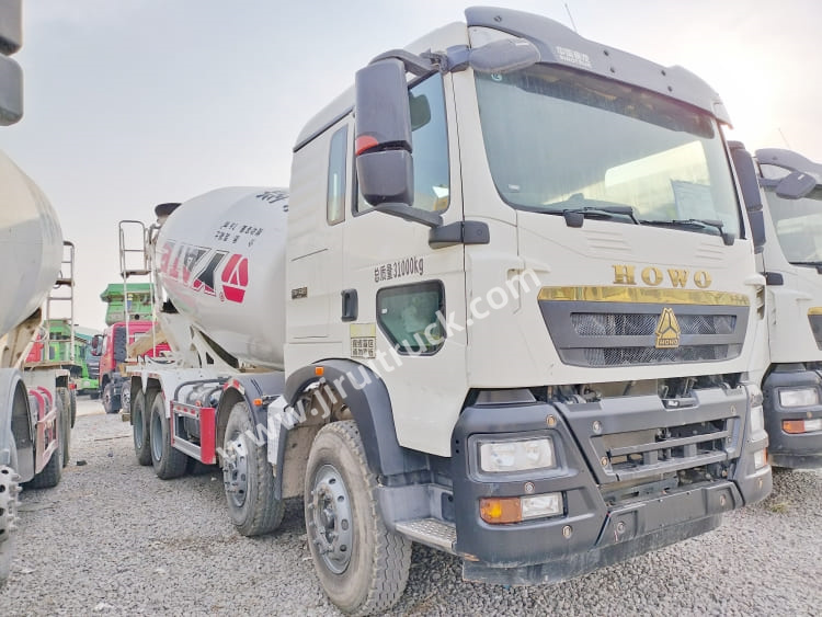 Howo mixer truck (2).jpg Howo Mixer Truck TX 340
