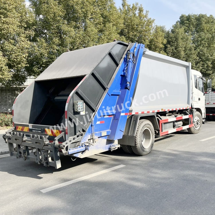 Dongfeng Garbage Truck