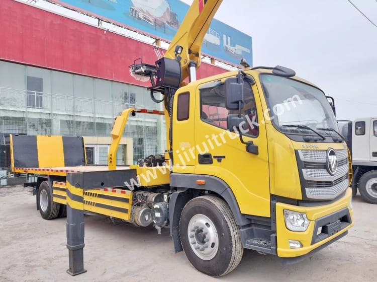 Foton crane cargo truck (1).jpg