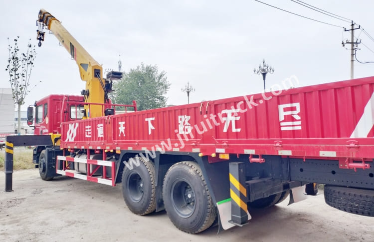 Dongfeng crane cargo truck (4).jpg