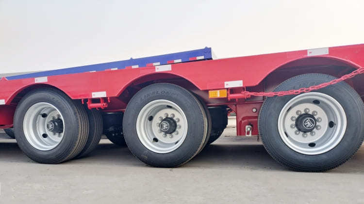 3 axle low loader trailer (4).jpg
