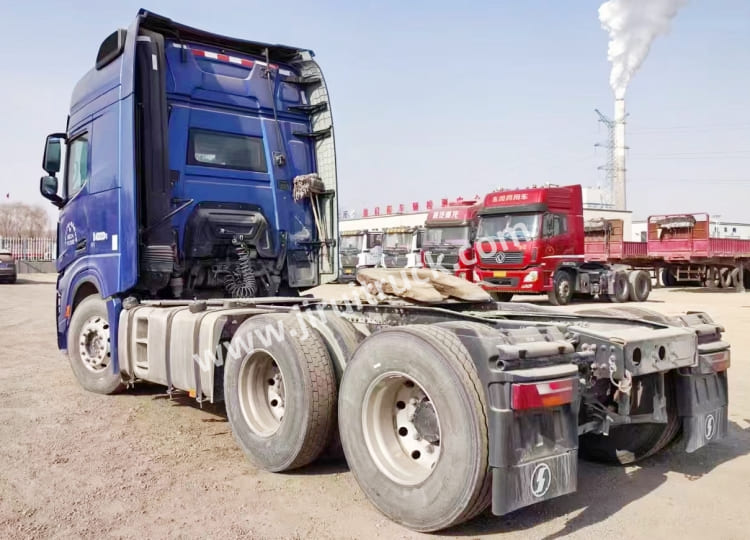 SHACMAN X6000 600 Tractor Head (6).jpg SHACMAN X6000 6x4 Tractor Head 600