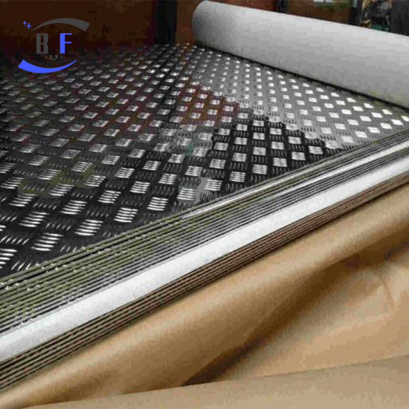 Aluminium checkered plates