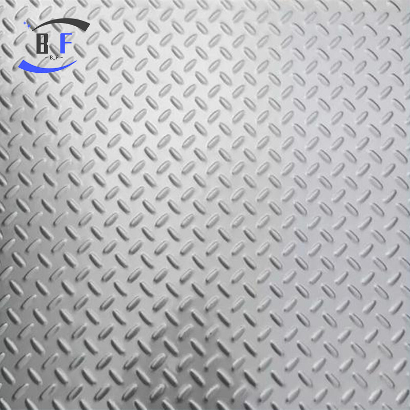 Stainless steel checkered plate