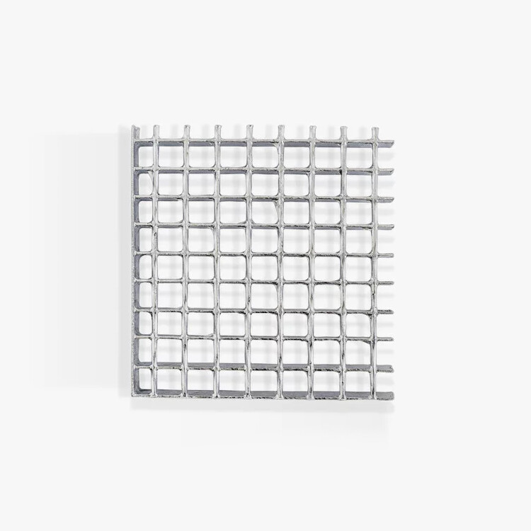 Electrowelded grating with twisted square