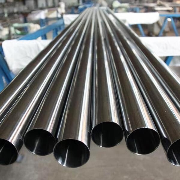Stainless steel pipe