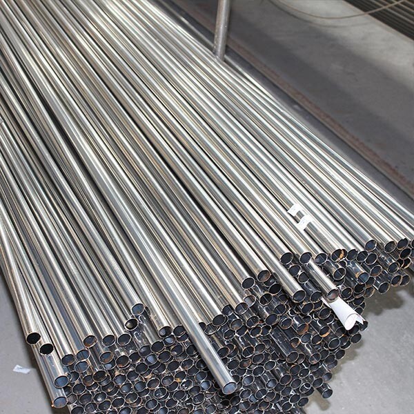 Stainless steel pipe