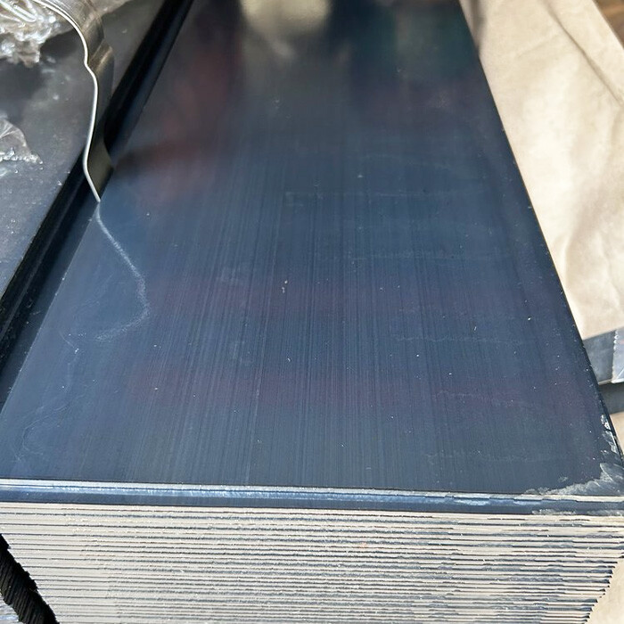 Manganese steel plate