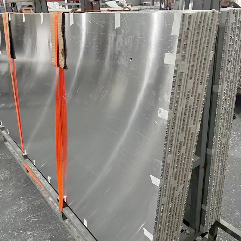 Aluminum plate