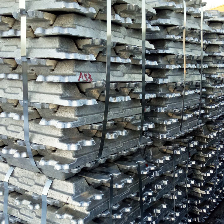 Pure aluminum smelting of aluminum ingots