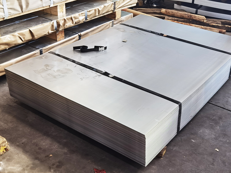 Stainless steel plate