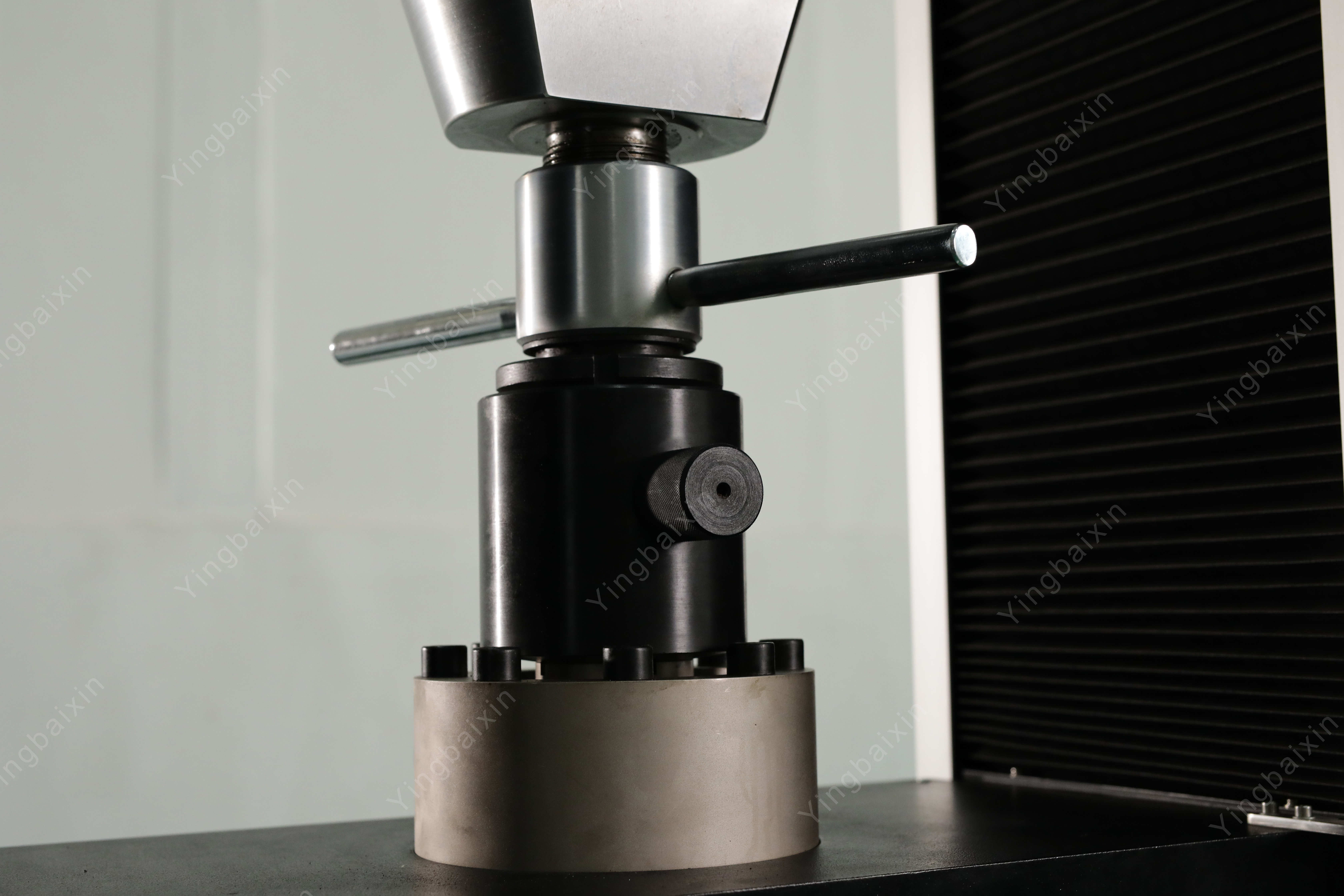 WDW-100B microcomputer controlled electronic universal testing machine