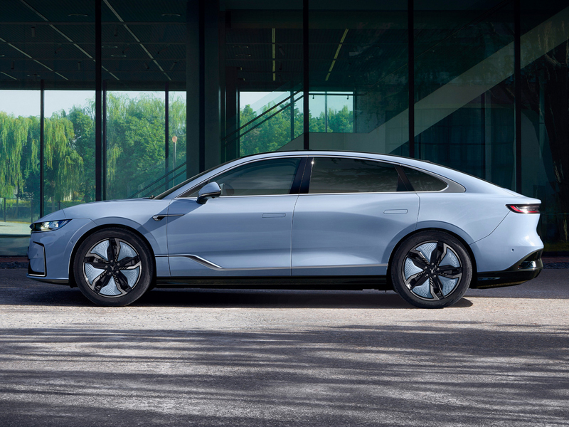 Voyah в погоне за светом