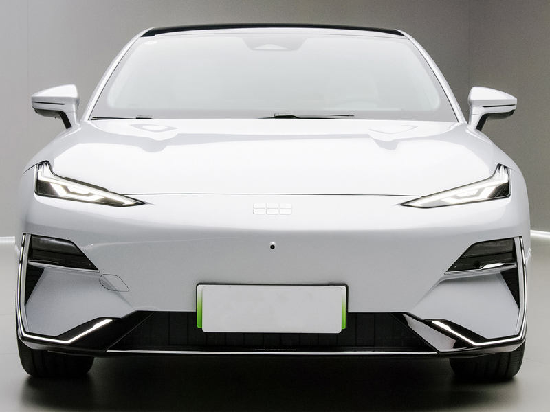 Geely Galaxy E8 2024 620km Starship Performance Edition