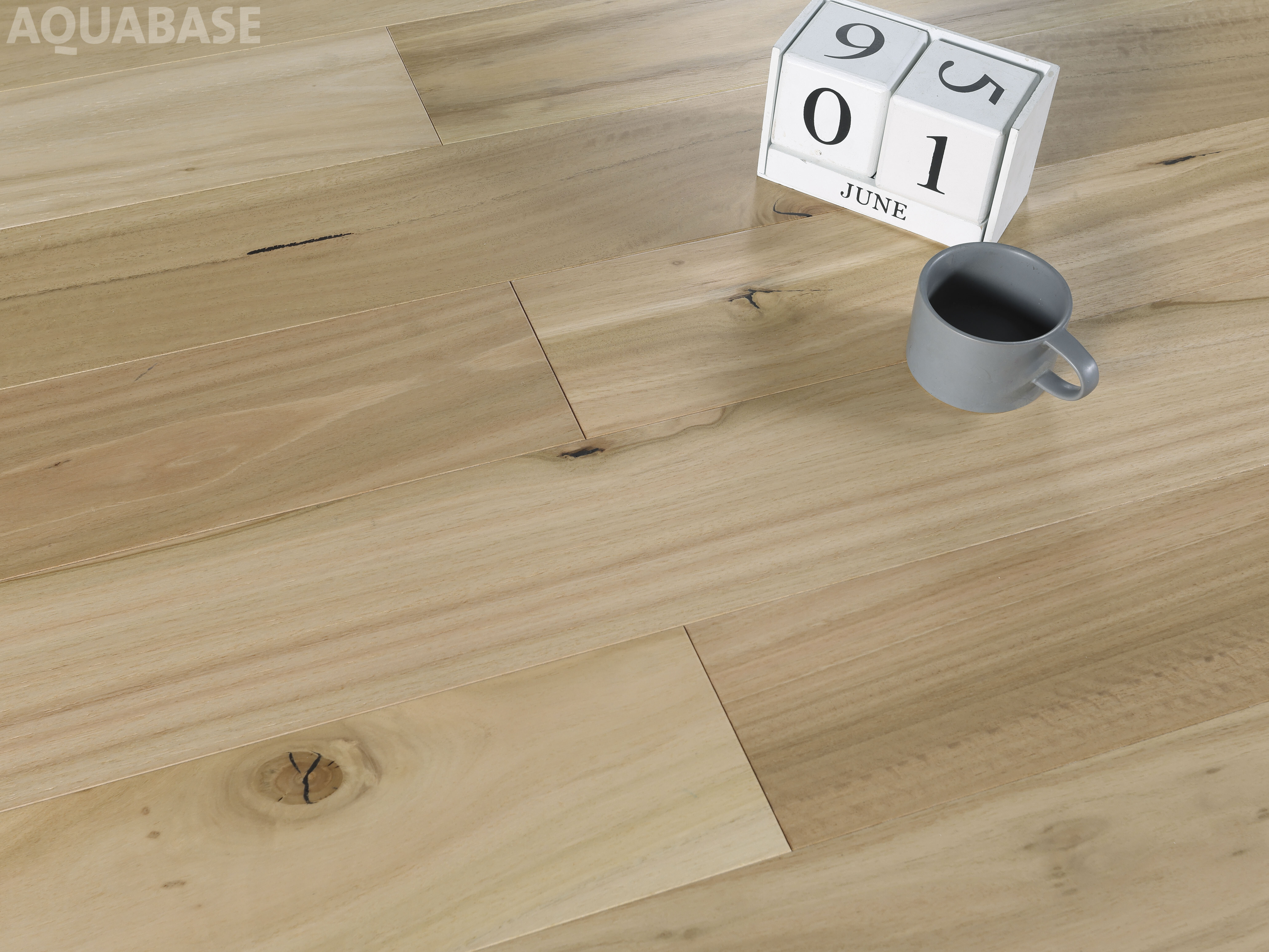 BLACKBUTT (matte brushed)-Innovative Aussie Timber-Waterproof Hardwood Flooring