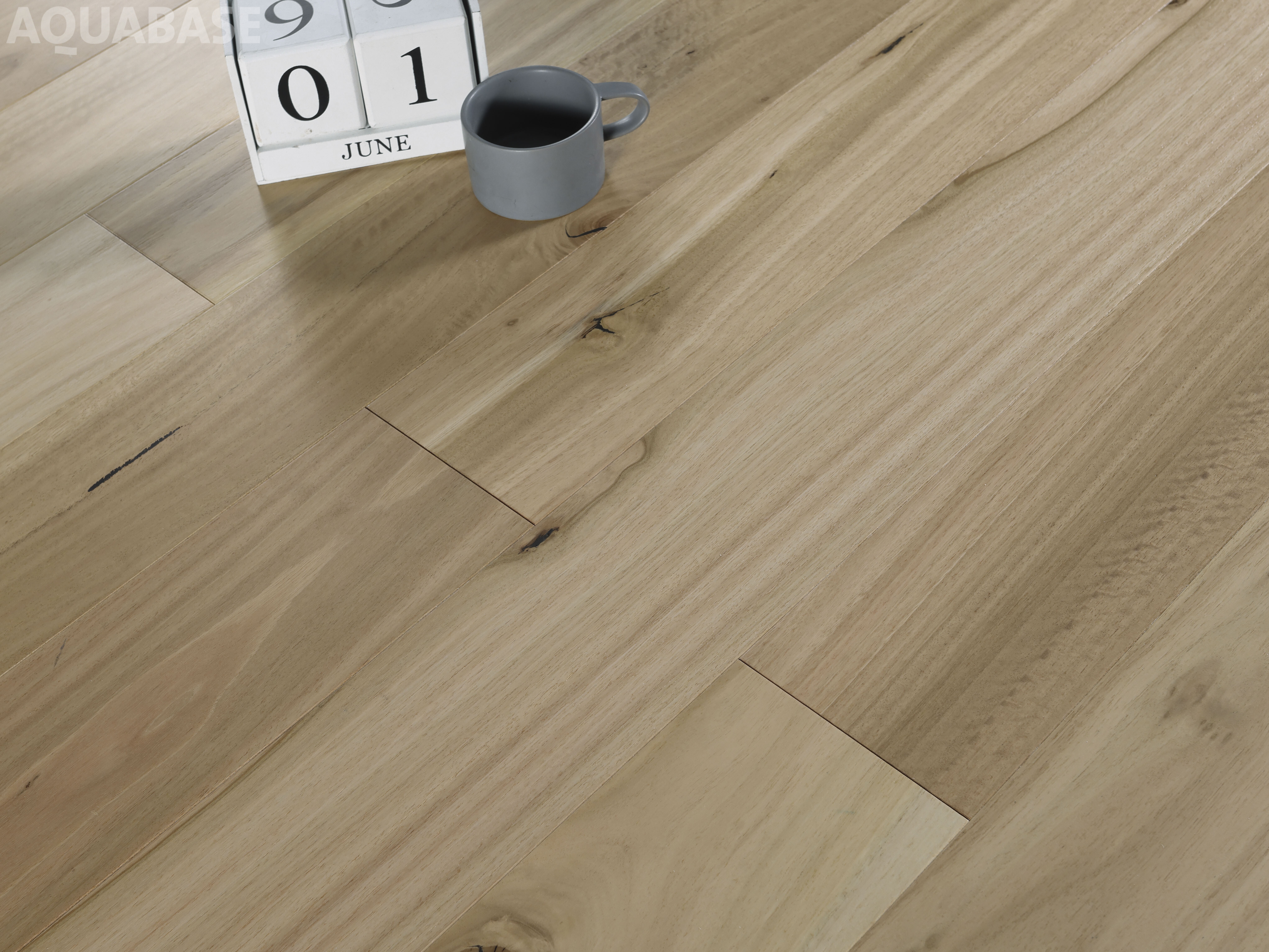 BLACKBUTT (matte brushed)-Innovative Aussie Timber-Waterproof Hardwood Flooring