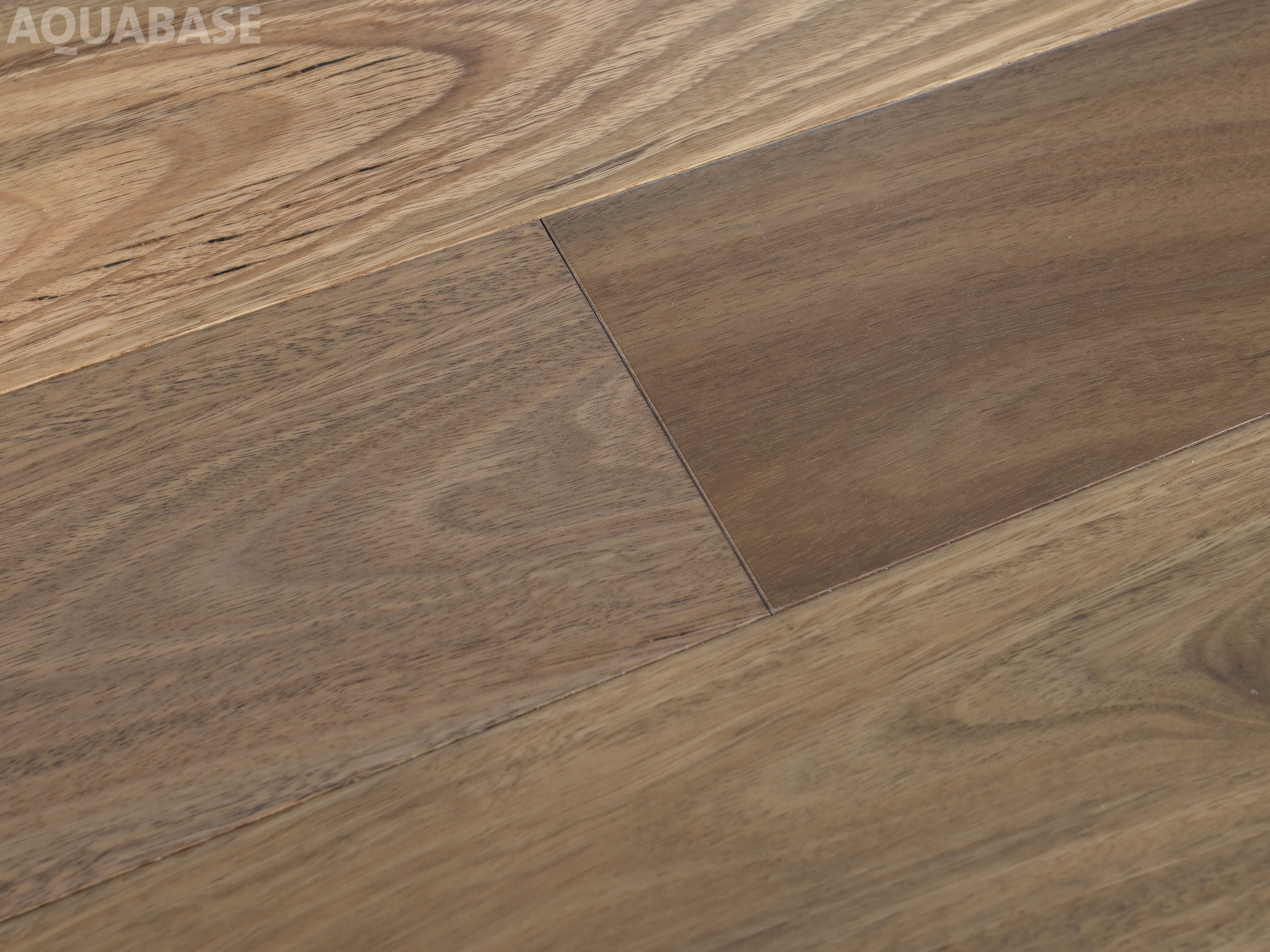 SPOTTED GUM-Innovative Aussie Timber-Waterproof Hardwood Flooring