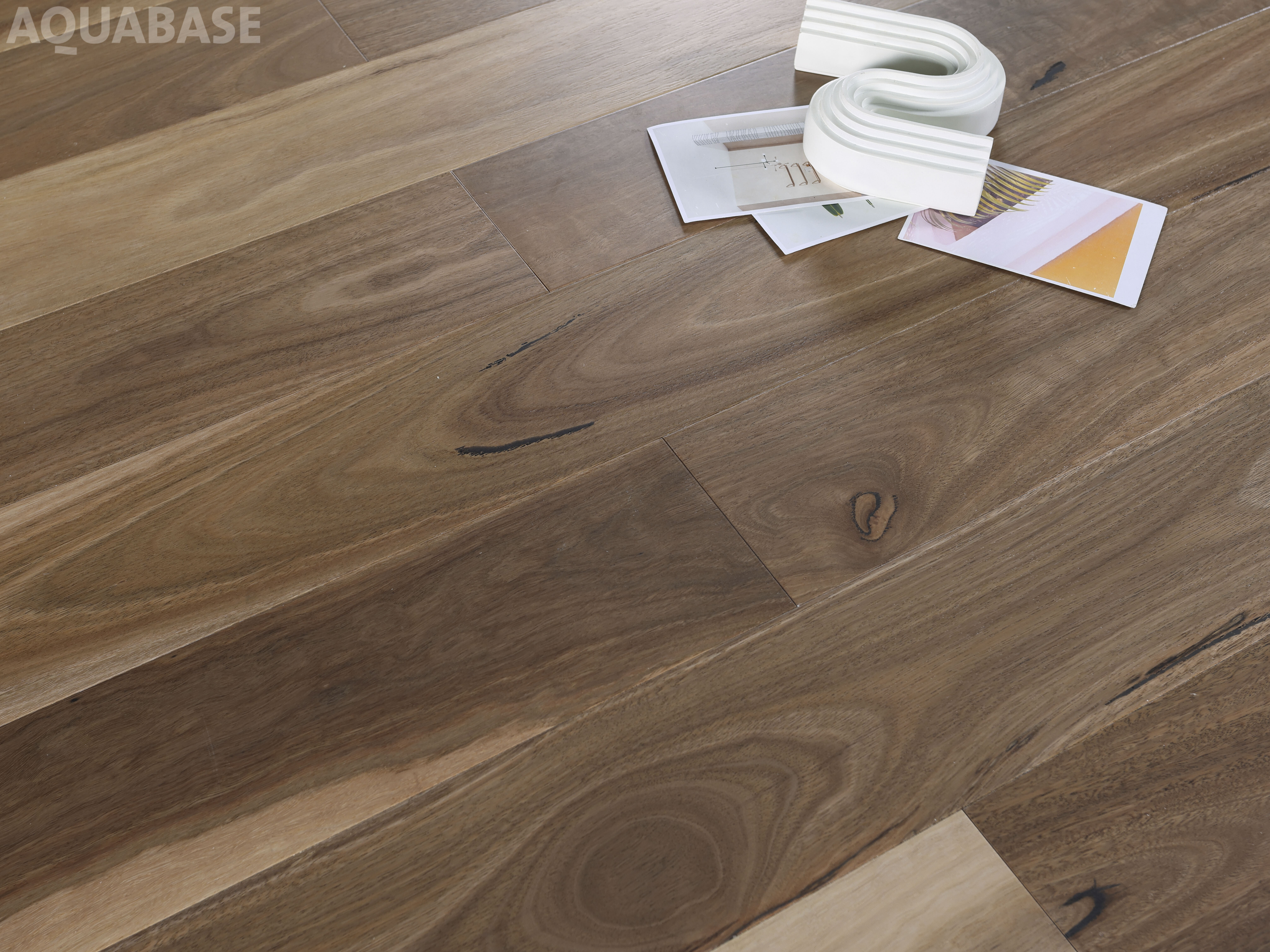 SPOTTED GUM (MATTE BRUSHED)-Innovative Aussie Timber-Waterproof Hardwood Flooring