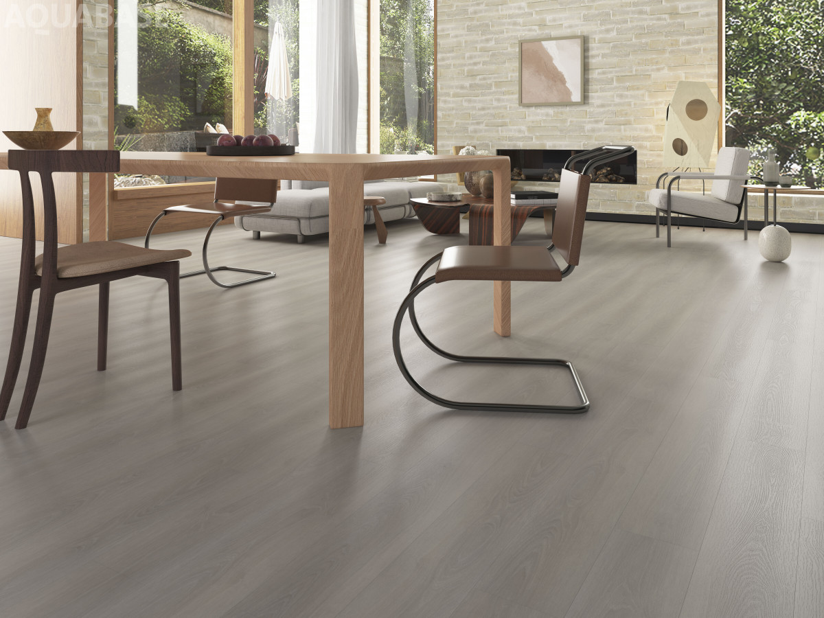 AQ-88184.jpg AQ-88184.jpg