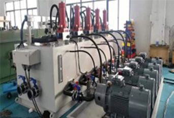 How to solve the problem of hydraulic oil water intrusion?