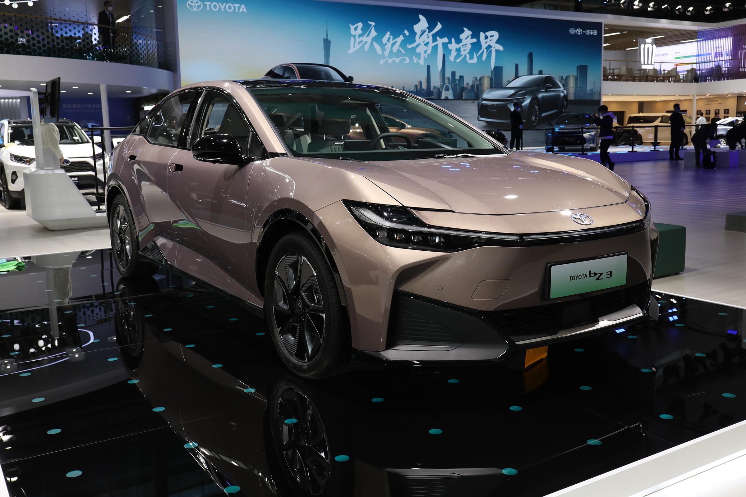 The Cheapest Electric Car Toyota Electric BZ3 2024 New Global Hot Selling Pure Electric Car Toyota Bz3 EV Vehicle