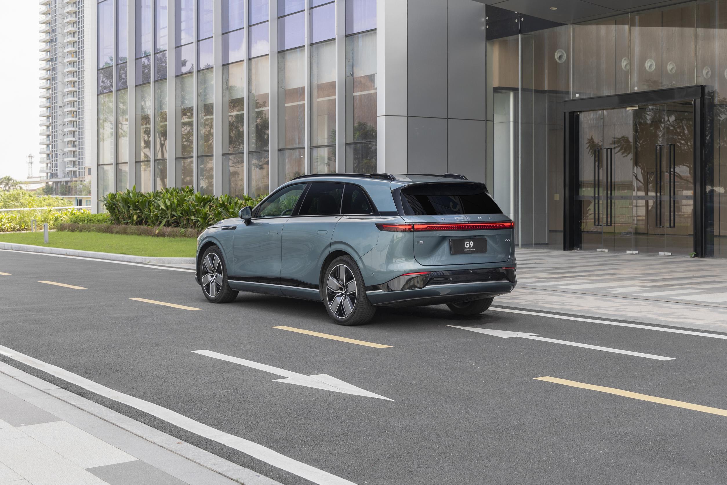 Hot Sale 2024 Smart Long Range 500 KM New Energy Vehicle XPeng G9 EV Electric Car In Stock