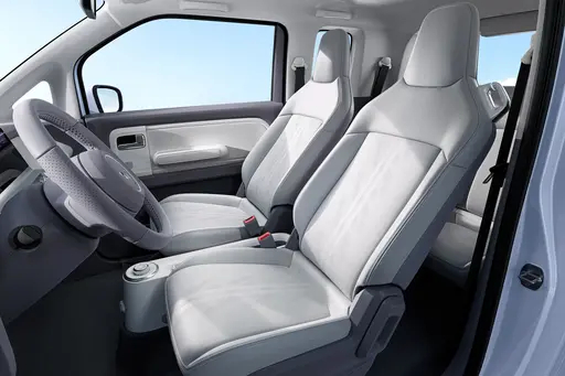 Hot sale cheap Wuling AirEV Mini Ev electric In Stock Car Small wuling mini ev  New Energy Vehicle Air EV