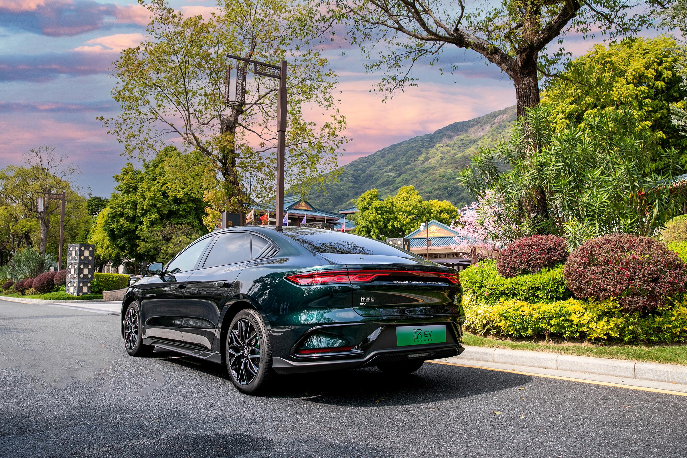 2023 Low Price Made in China 2022 Byd Han EV 610km Genesis Edition 4WD Premium Edition Electric Car