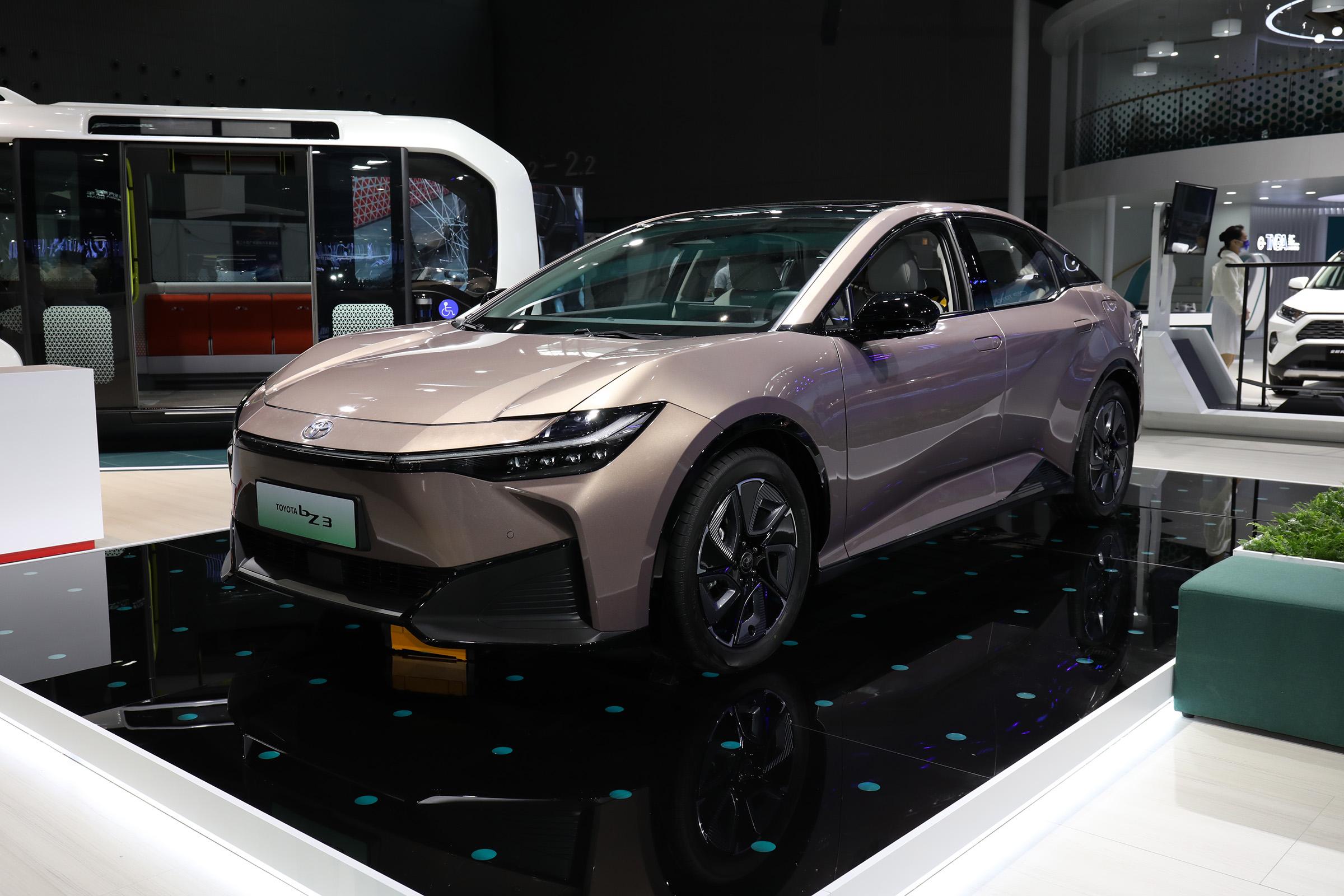 The Cheapest Electric Car Toyota Electric BZ3 2024 New Global Hot Selling Pure Electric Car Toyota Bz3 EV Vehicle