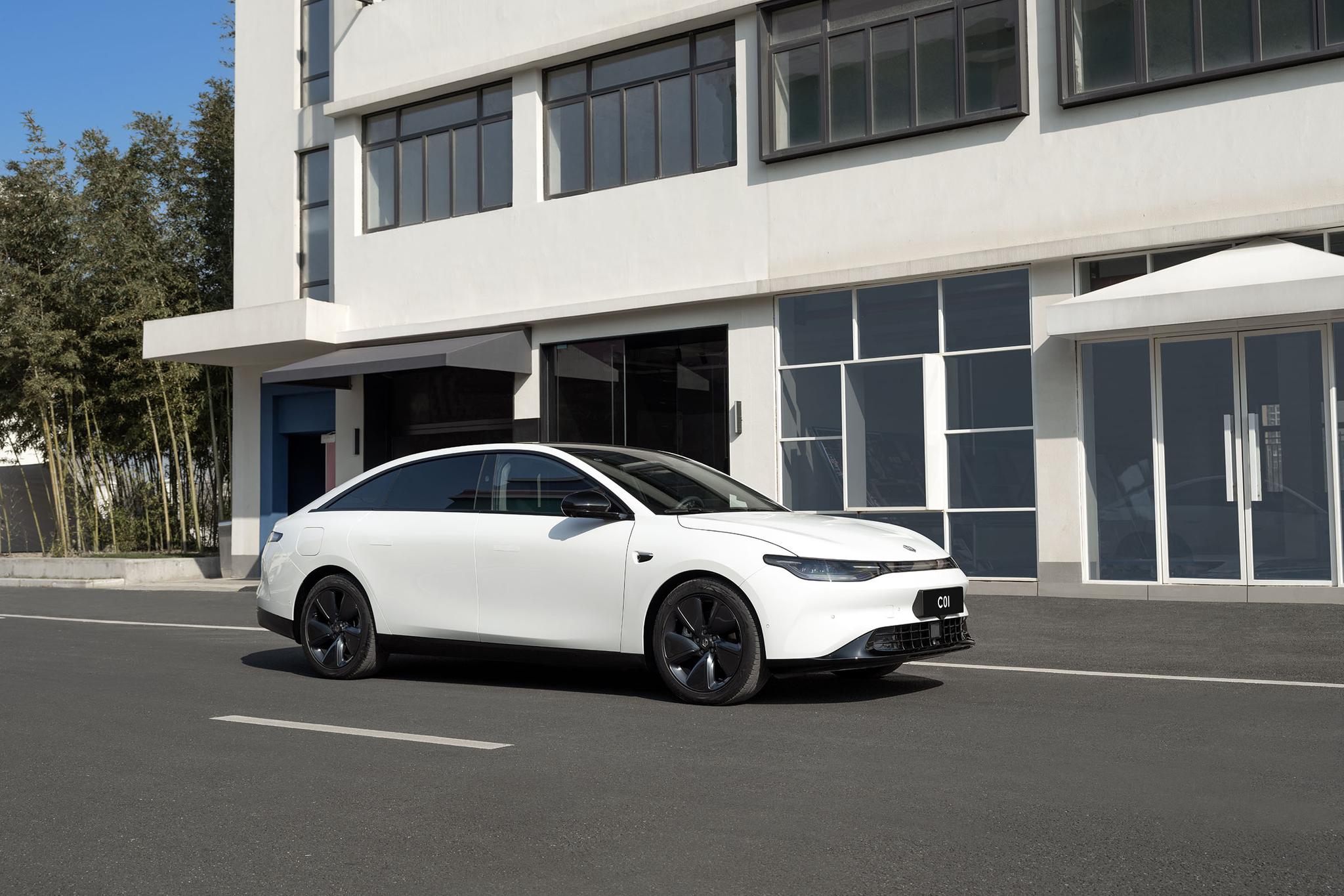 China New Energy Vehicles Lingpao C01 Electric Car Long Endurance 606 Km Version New Energy Ev Car